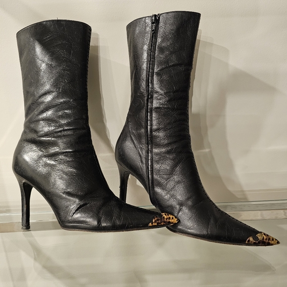 Roberto Cavalli Black Leather Heeled Boots - Picture 12 of 15